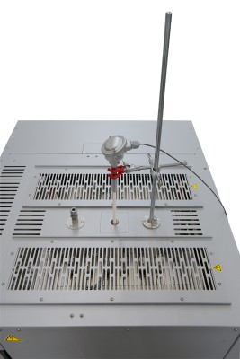Thermocouple port in the ceiling with tripod