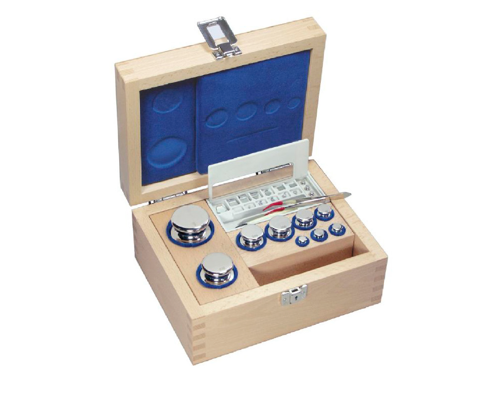 weaight sets BEL Engineering OIML Laboratory Weight Set, Class E1 and E2, in a polished wooden case with tweezers.